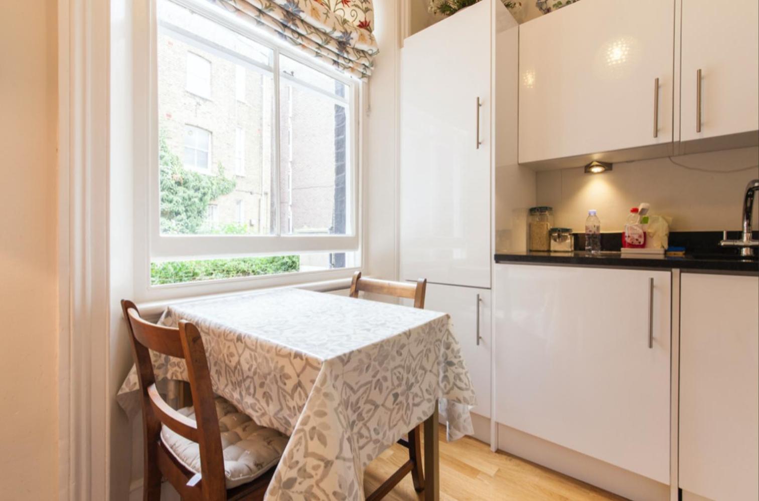 Charming Apartment In Chelsea London Bagian luar foto